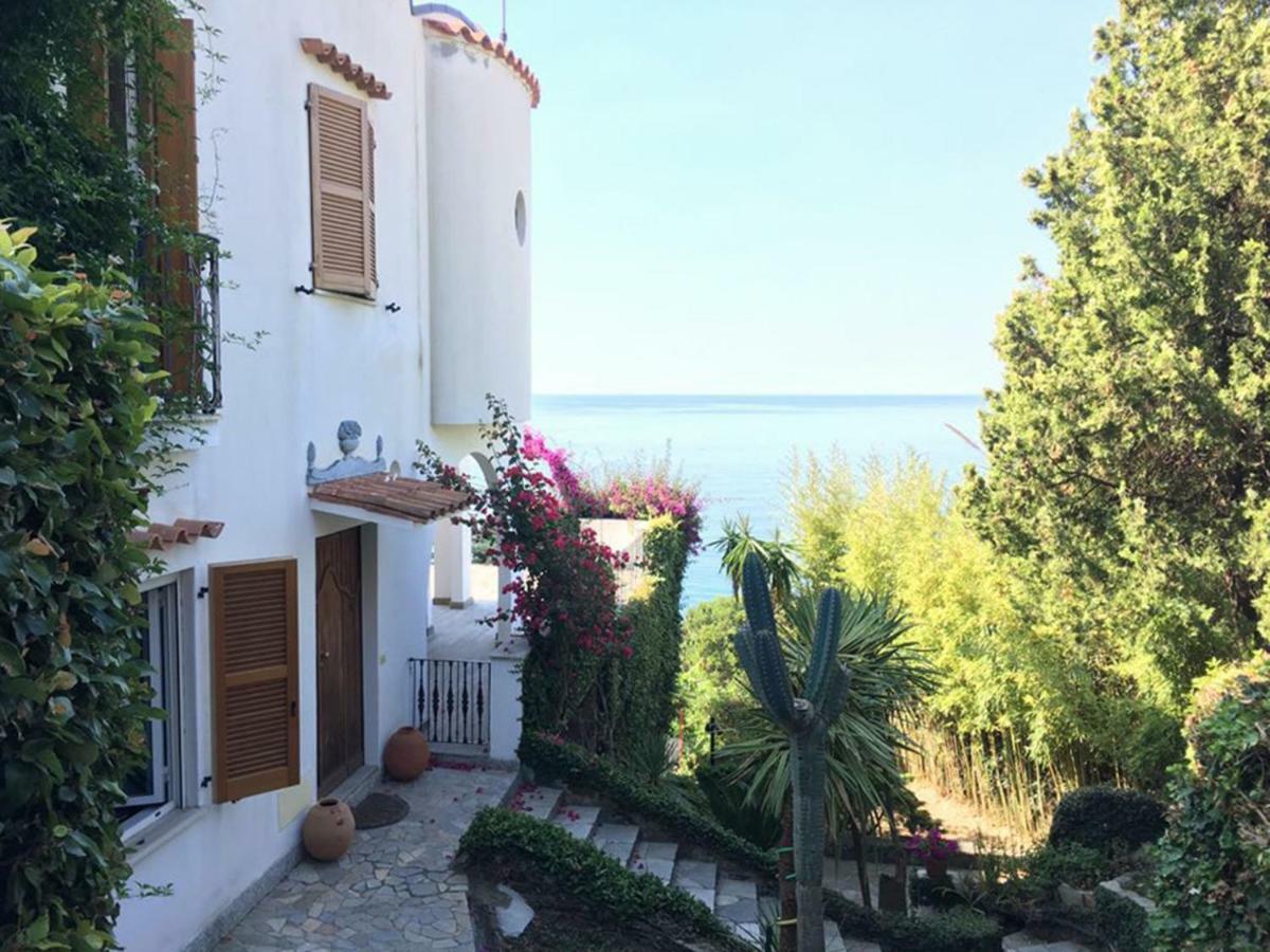 Villa Eliodora - Due Appartamenti Arenzano Eksteriør billede