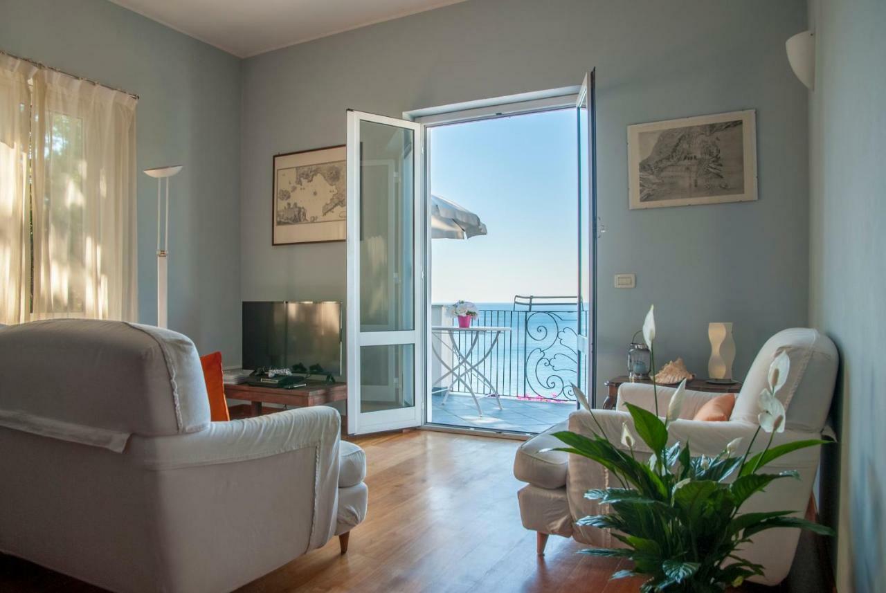 Villa Eliodora - Due Appartamenti Arenzano Eksteriør billede